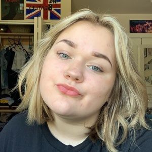 Meet your Posher, Lacie